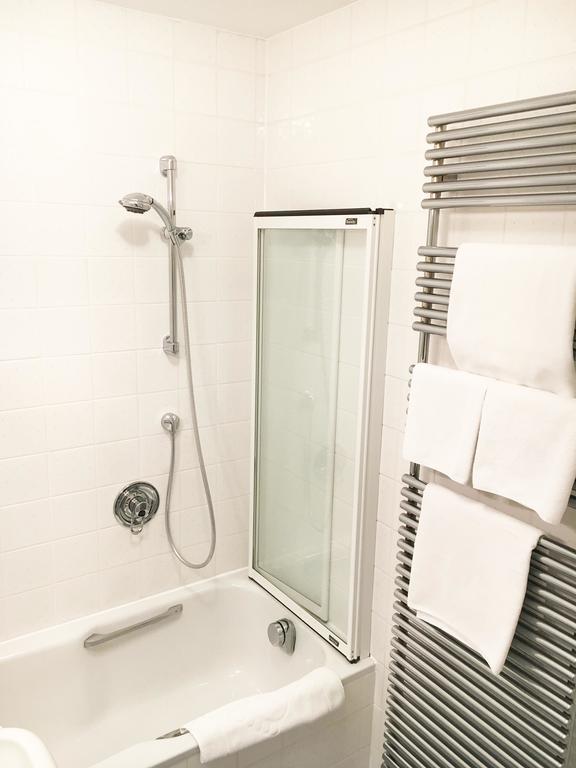 Hotel Krone Laudenbach  エクステリア 写真