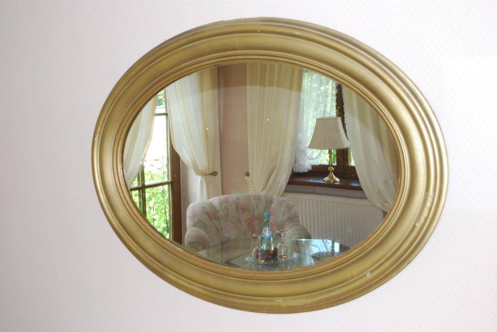 Hotel Krone Laudenbach  部屋 写真