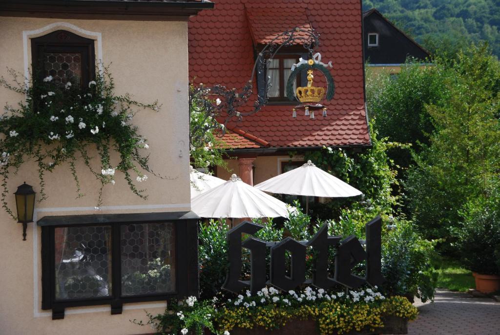 Hotel Krone Laudenbach  エクステリア 写真