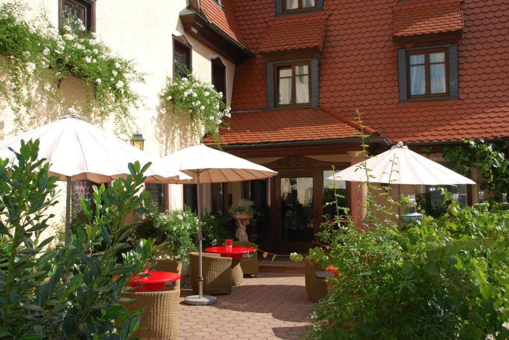 Hotel Krone Laudenbach  エクステリア 写真